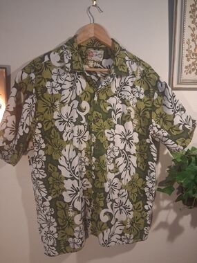 Hilo Hattie Olive Green and White Floral Hawaiian Shirt - Men